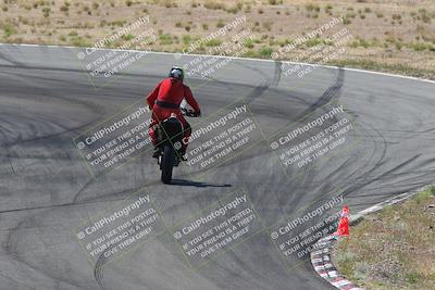 media/Apr-20-2025-AHRMA (Sun) [[393a79c373]]/Race/Group 3/Turn 4b/